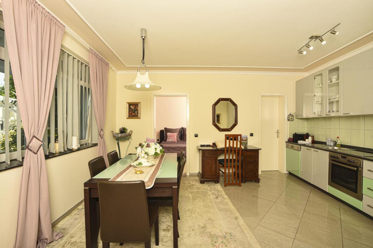 Apartments Villa Graf Semêndria Exterior foto