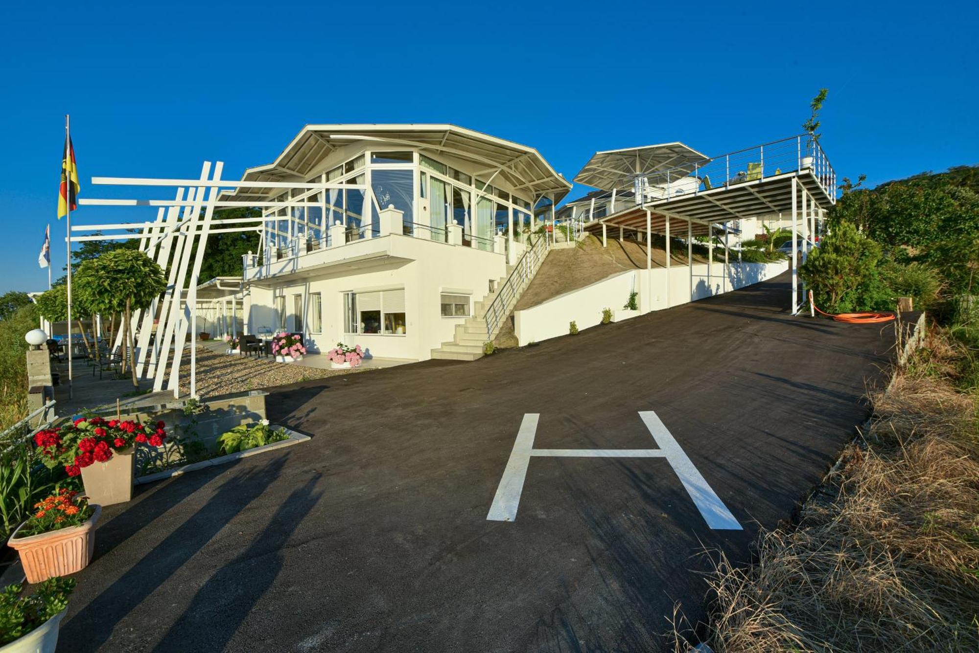 Apartments Villa Graf Semêndria Exterior foto